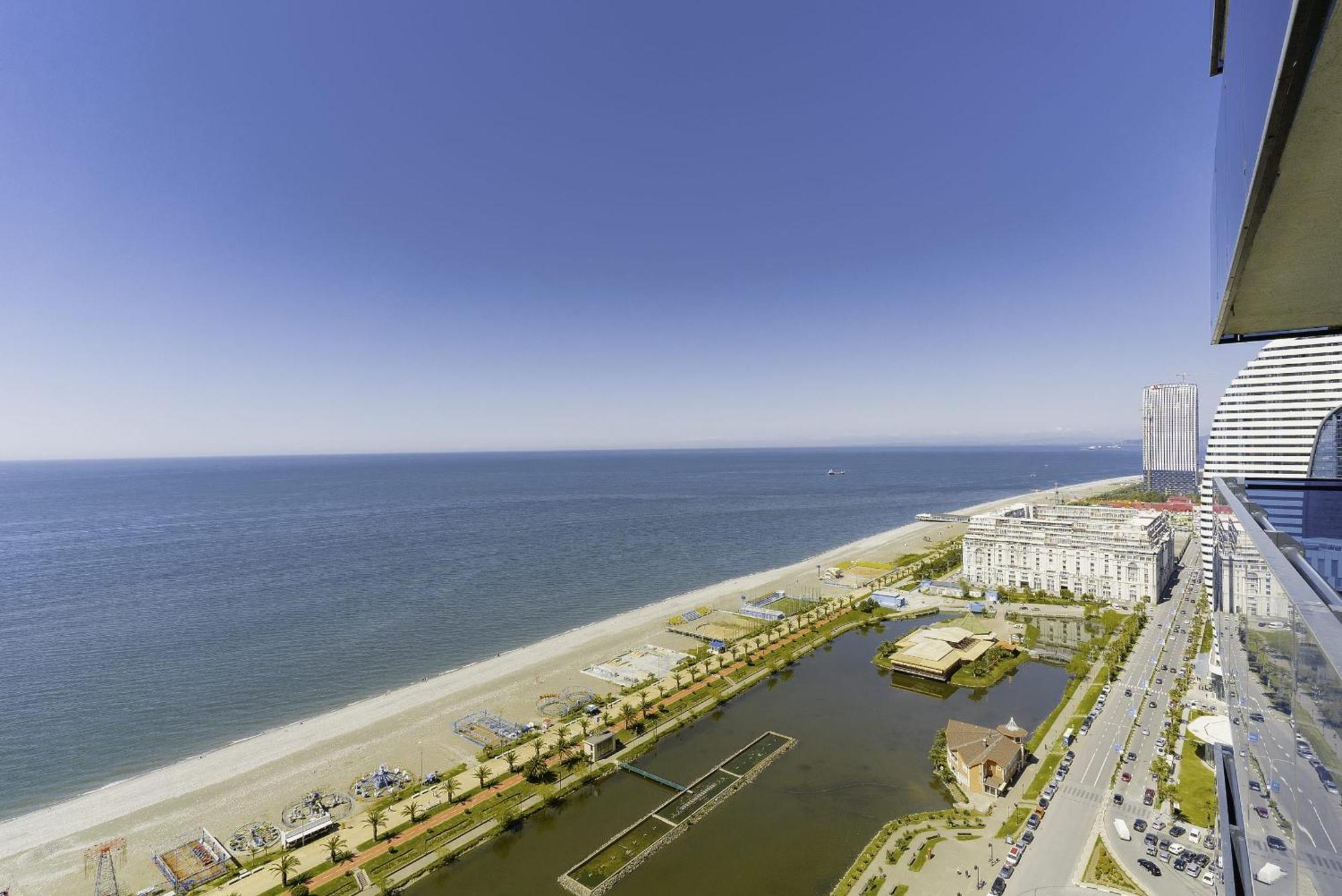 Orbi City Superhost Batumi Exterior photo